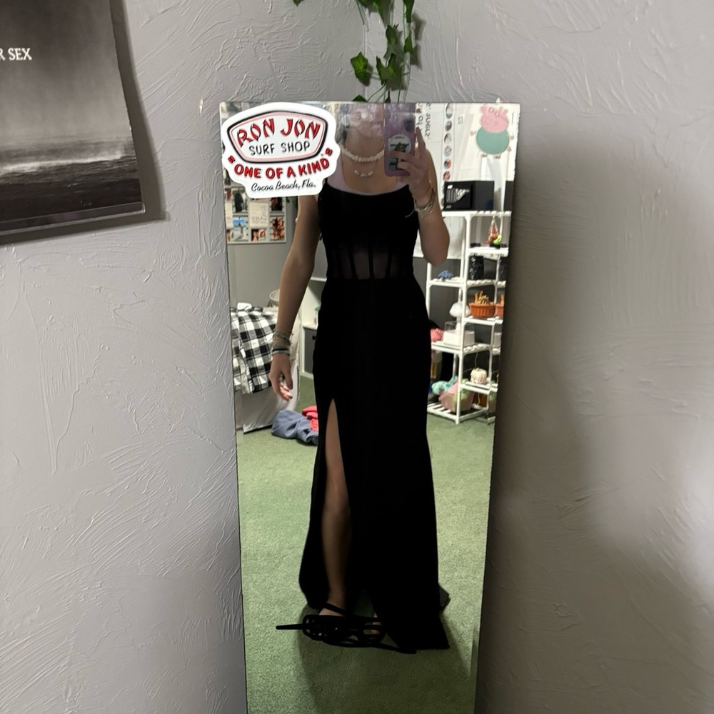 Elegant Black Evening Dress